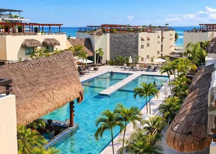 Aparthotel Aldea Thai Steps To And 5th Ave Playa del Carmen