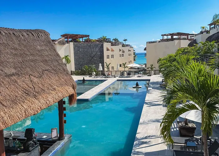 Aldea Thai Steps To And 5th Ave Playa del Carmen